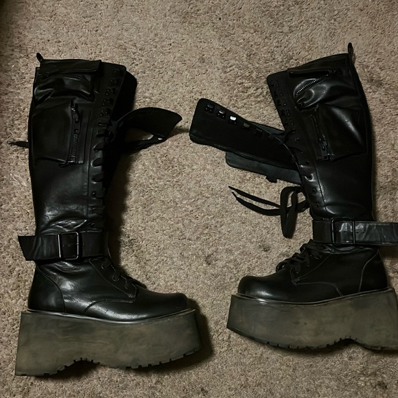 Current Mood Shoes - Current mood knee high platform boots